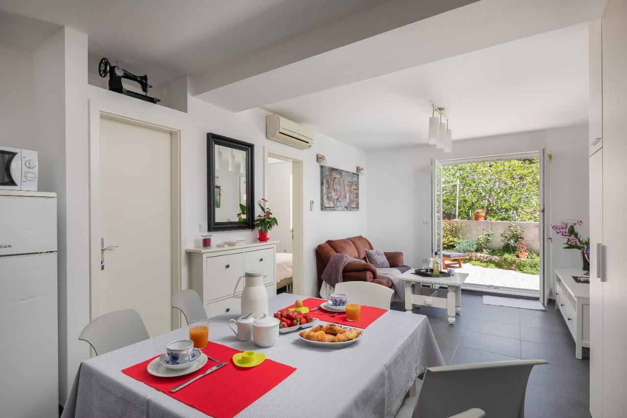 Seaside Apartment Kamelia Mimice Ngoại thất bức ảnh