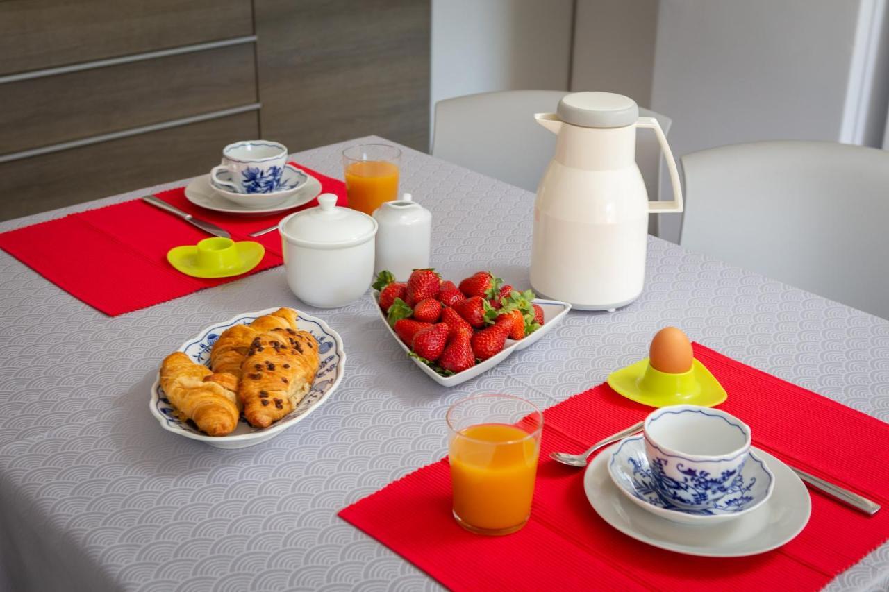 Seaside Apartment Kamelia Mimice Ngoại thất bức ảnh