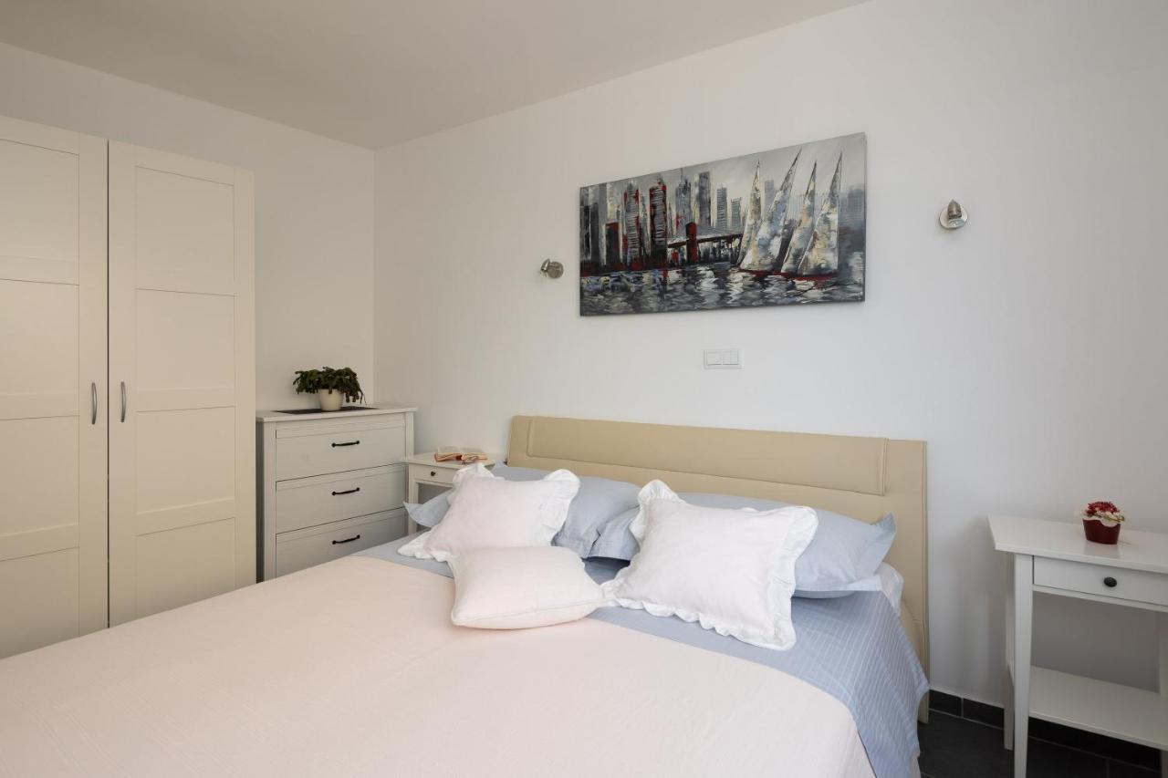 Seaside Apartment Kamelia Mimice Ngoại thất bức ảnh